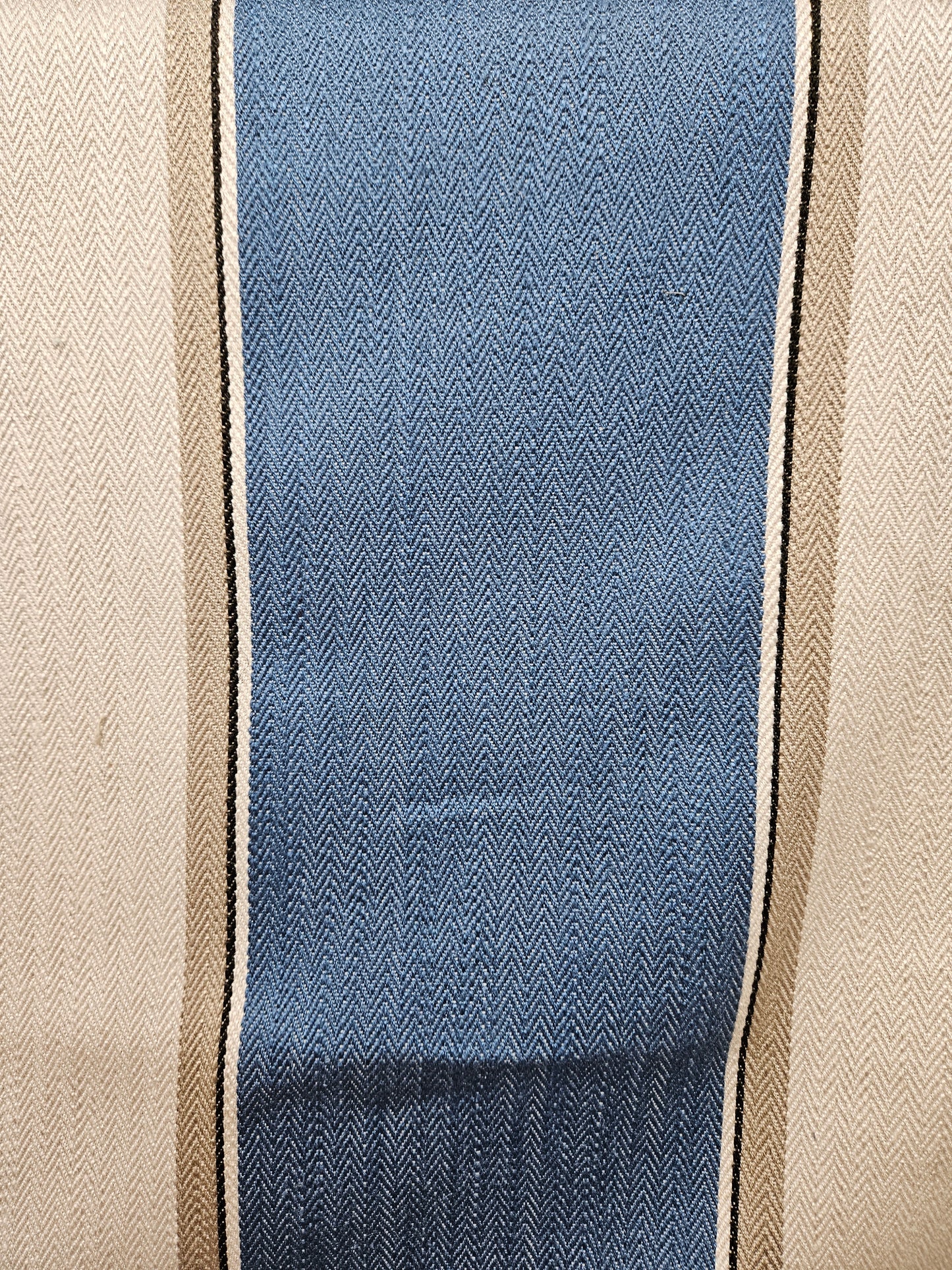 15805 Blue Linen Herringbon