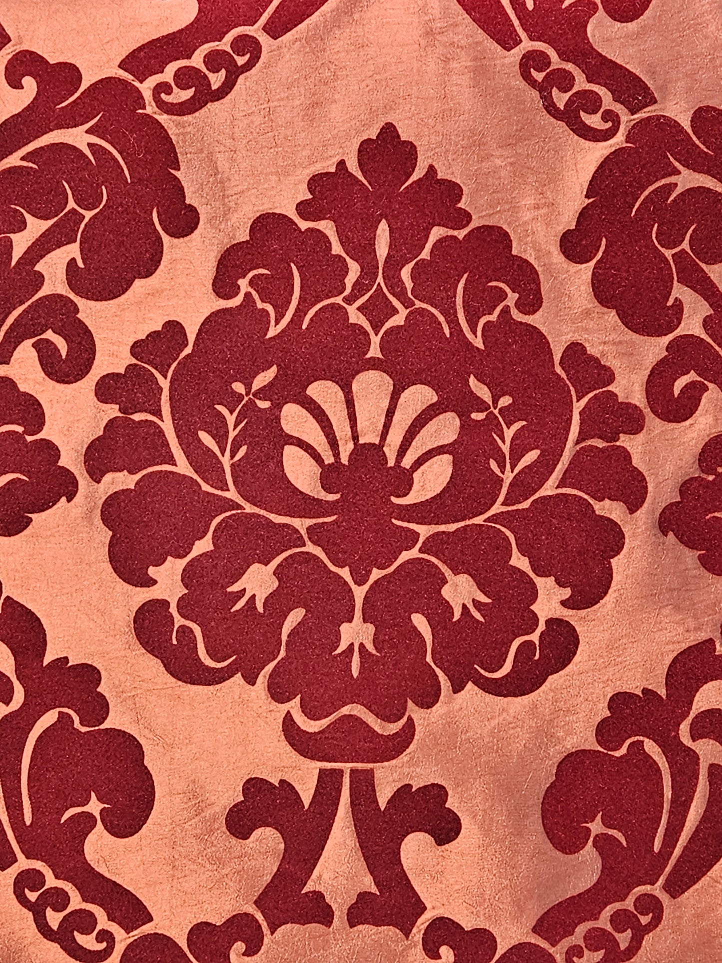 14118 Flocked Damask Red