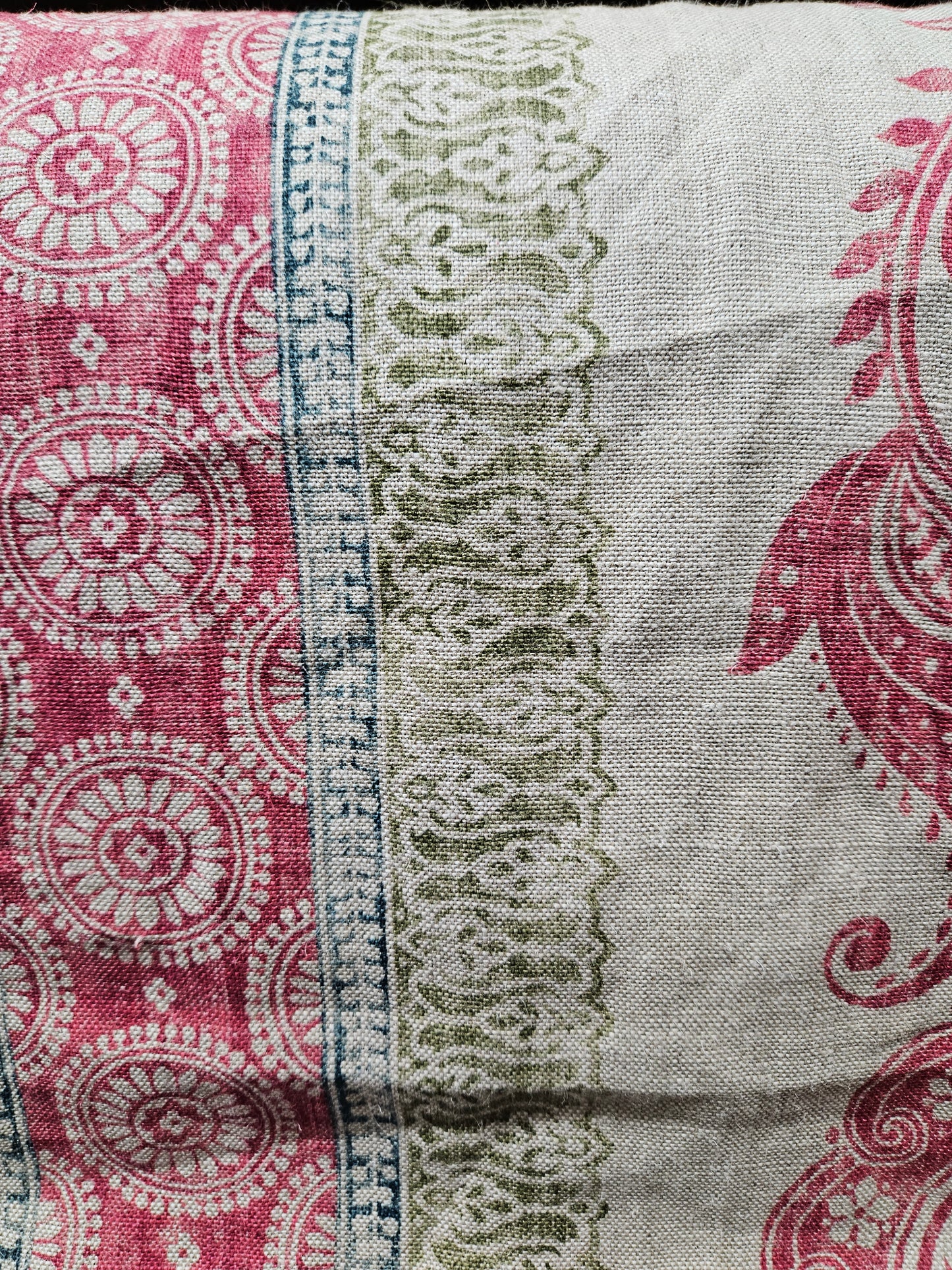 16682 Coromandel L-Oatmeal-27" : 54"