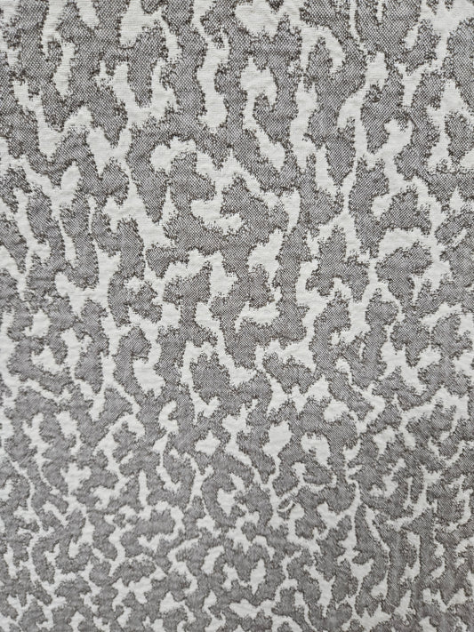 15940 QUDSI GREY