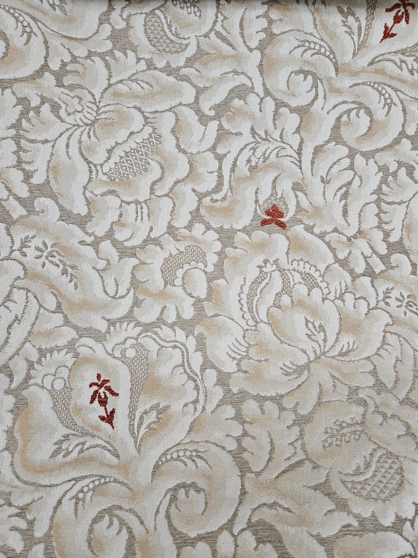 11733 Latte Damask